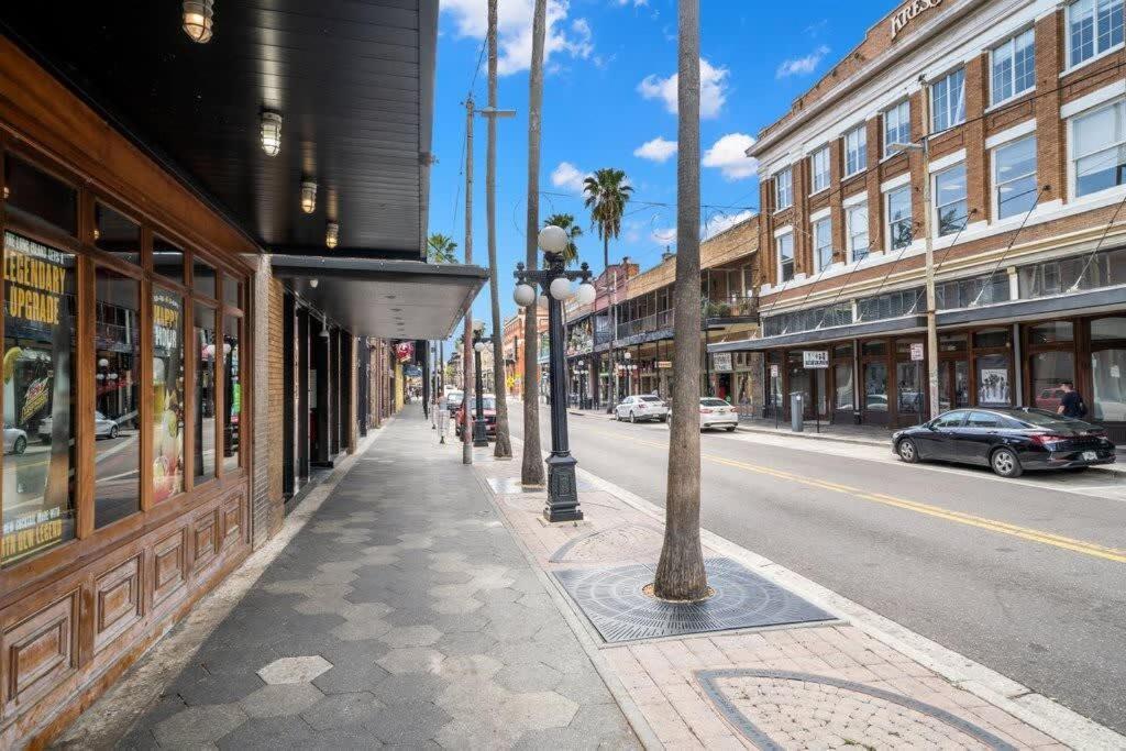 Casa Romeo - Luxury Ybor Apt, Steps To 7Th Ave Tampa Eksteriør bilde