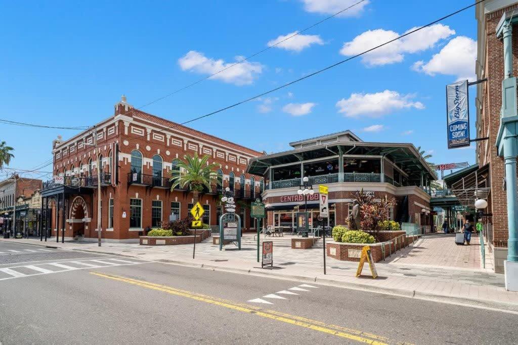 Casa Romeo - Luxury Ybor Apt, Steps To 7Th Ave Tampa Eksteriør bilde